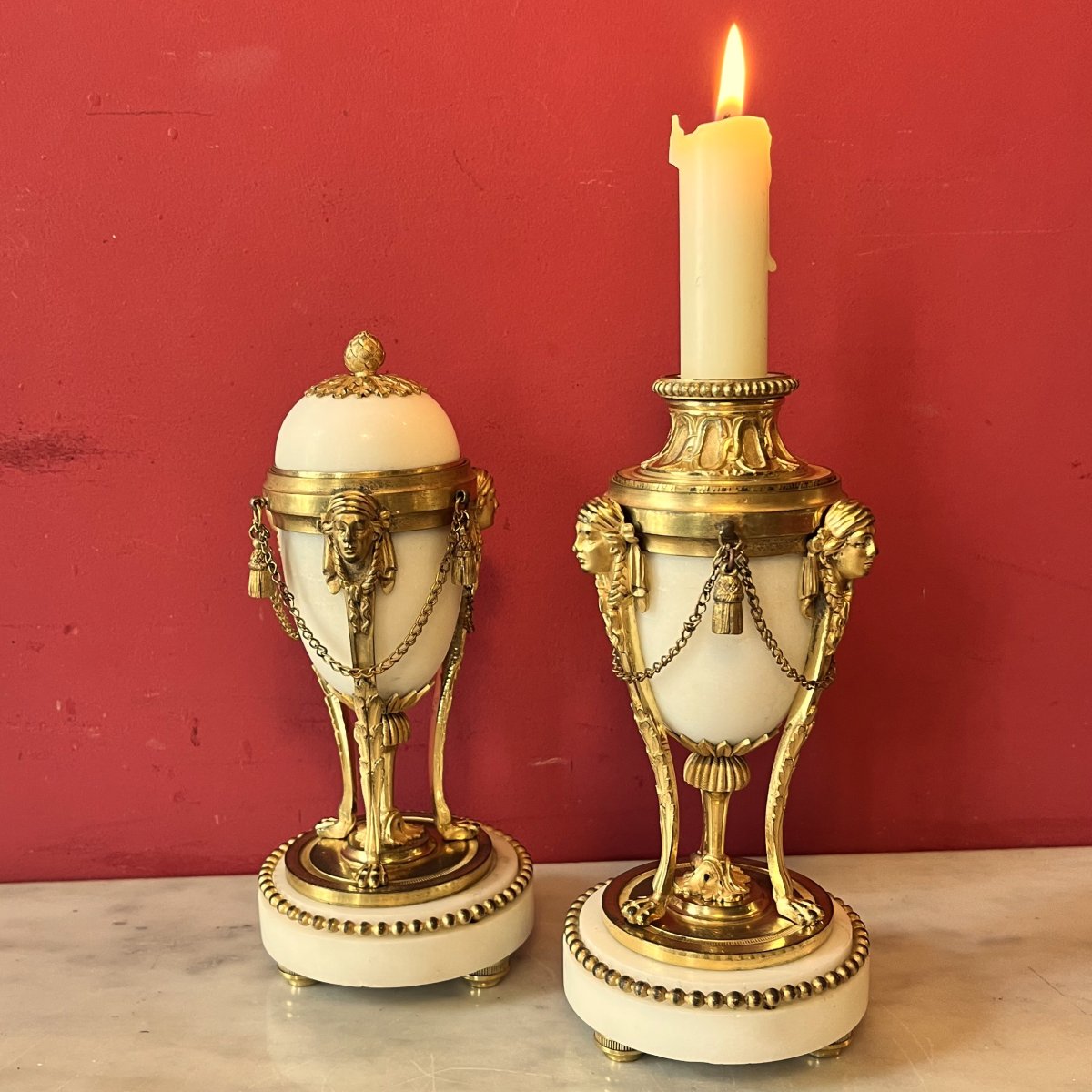 Paire de cassolettes à l'étrusque, XIXeme siècle