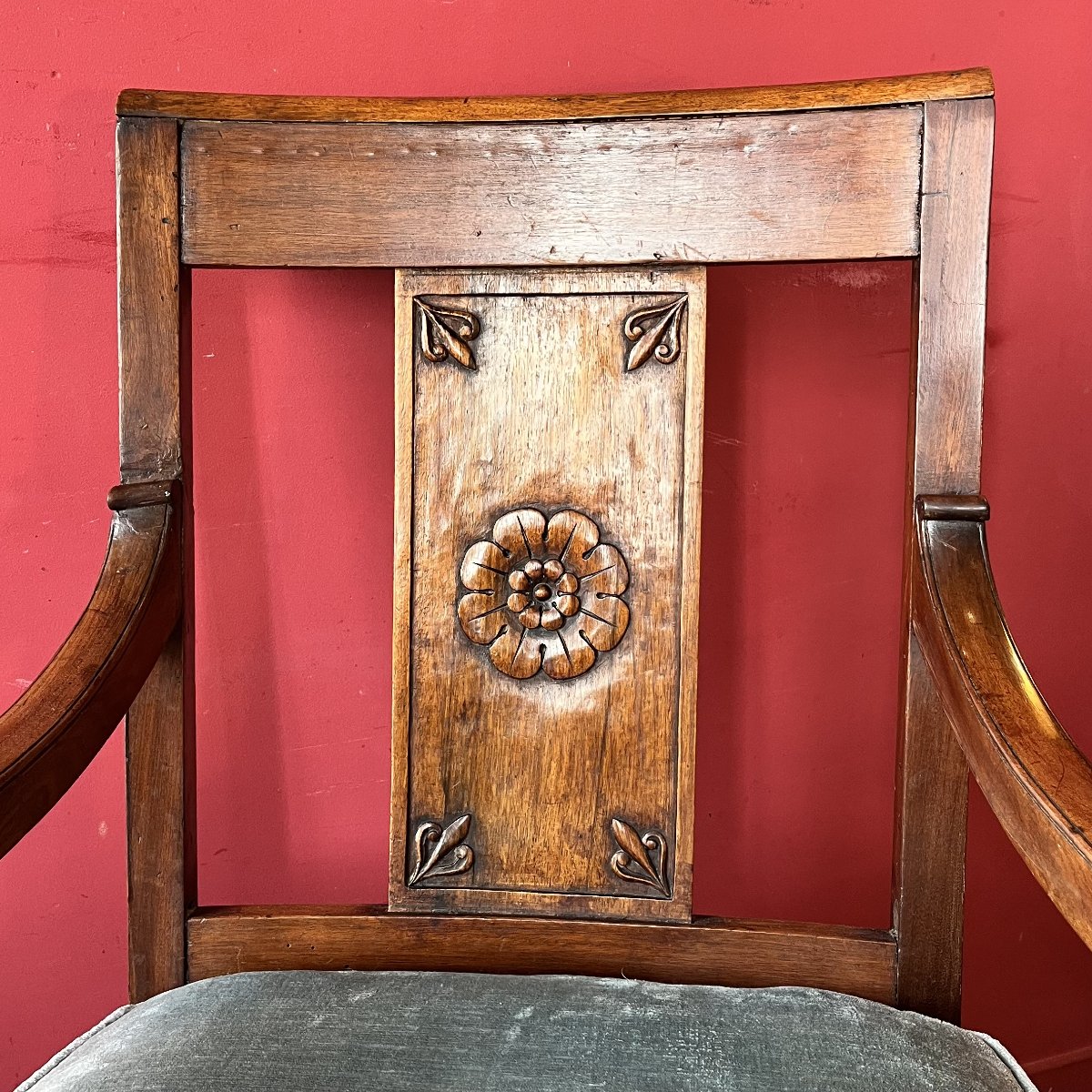 Fauteuil en acajou, époque Restauration-photo-1