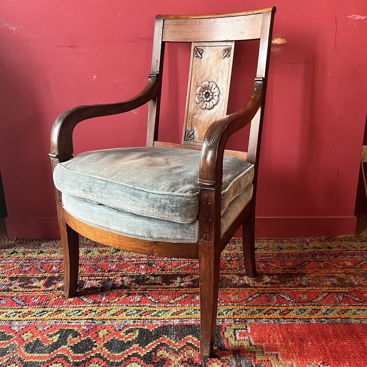 Fauteuil en acajou, époque Restauration