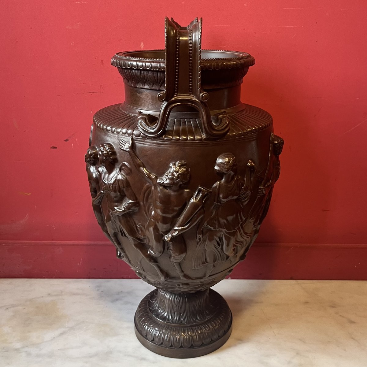 Grand vase à l'antique en bronze, XIXème siècle-photo-1