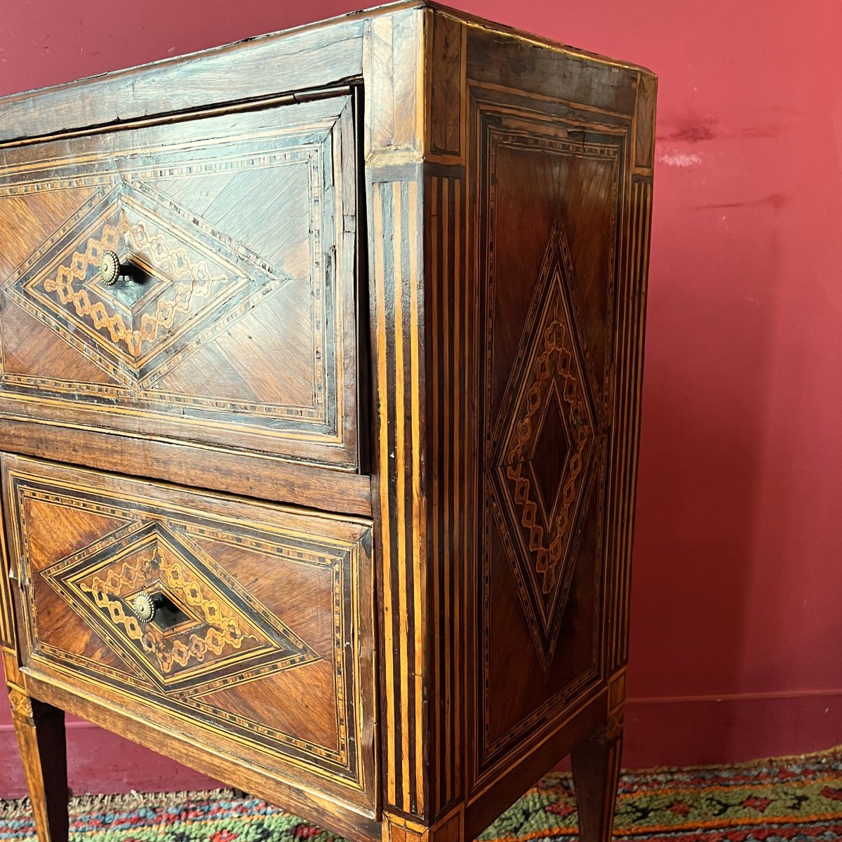 Petite commode richement marquetée, Italie XVIIIème siècle-photo-6
