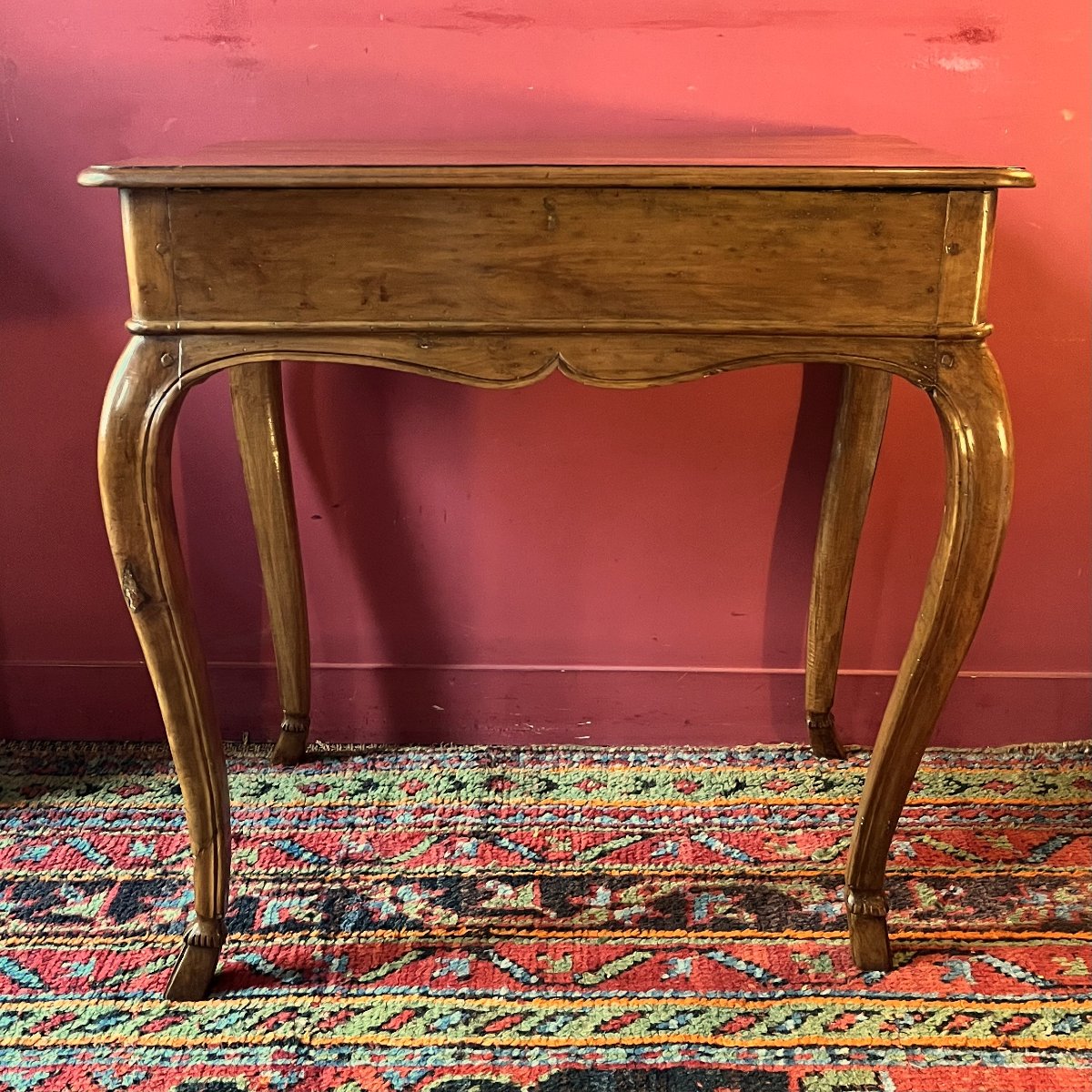 Table de milieu en noyer, époque Régence-photo-4
