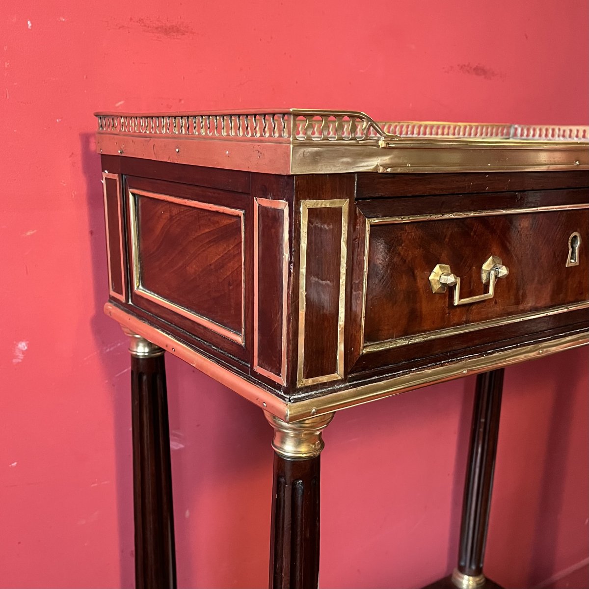 Small Mahogany Console Table, Louis XVI Period-photo-5