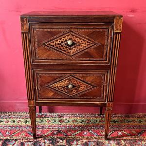 Petite commode richement marquetée, Italie XVIIIème siècle