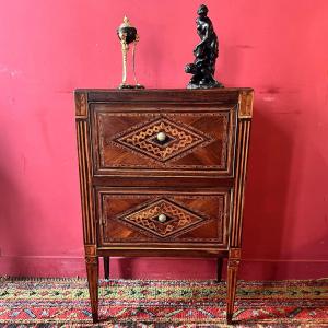 Petite commode richement marquetée, Italie XVIIIème siècle