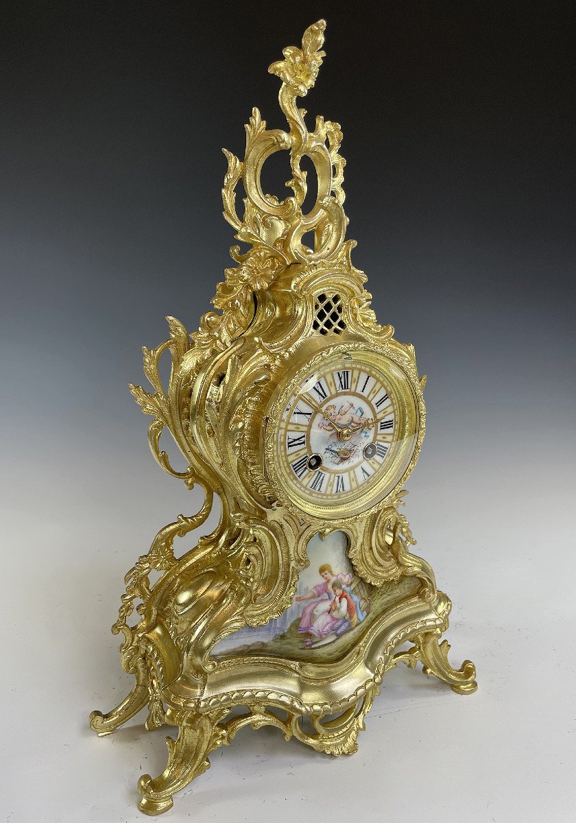 Pendule Louis XV En Bronze Et Porcelaine De Limoges-photo-4