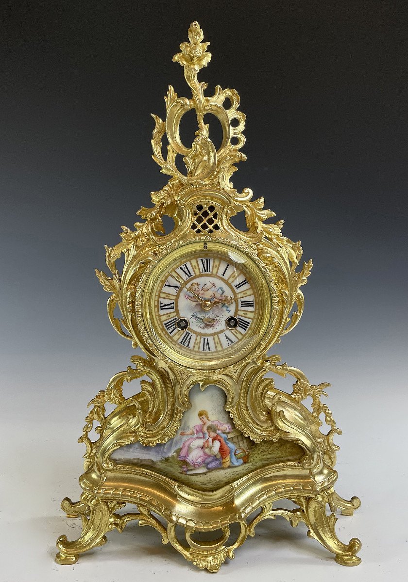 Pendule Louis XV En Bronze Et Porcelaine De Limoges