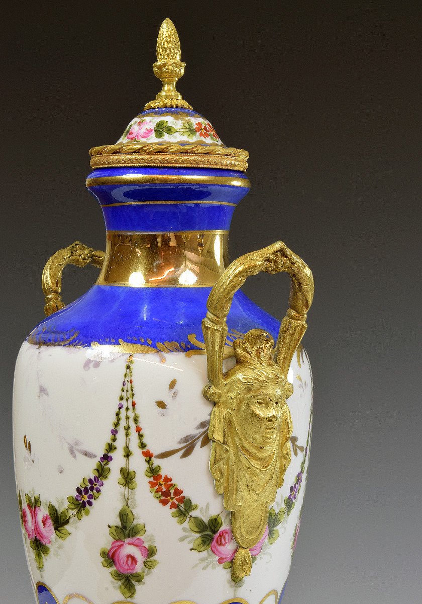 Pair Of Vase Sign In Porcelain Paris 20th Century-photo-4