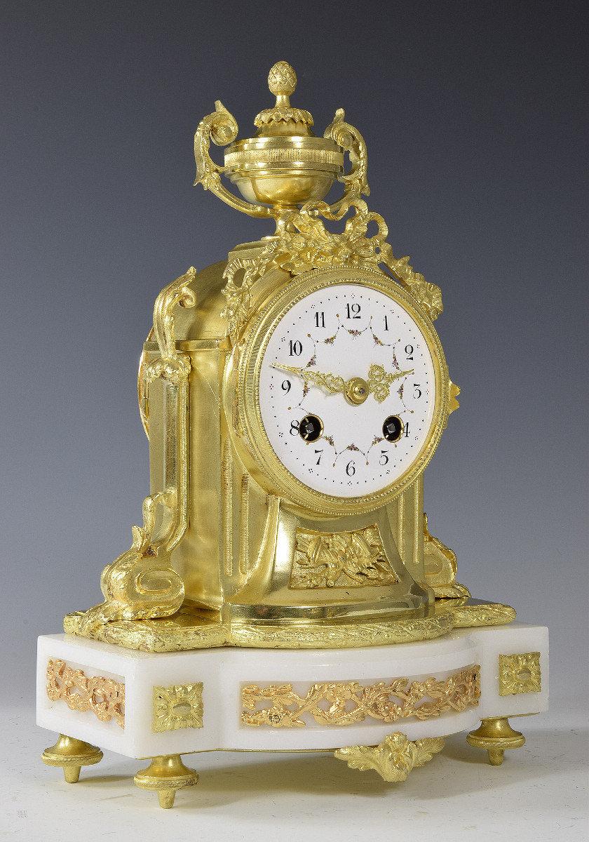 Pendule En Marbre Et Bronze Doré Napoléon III