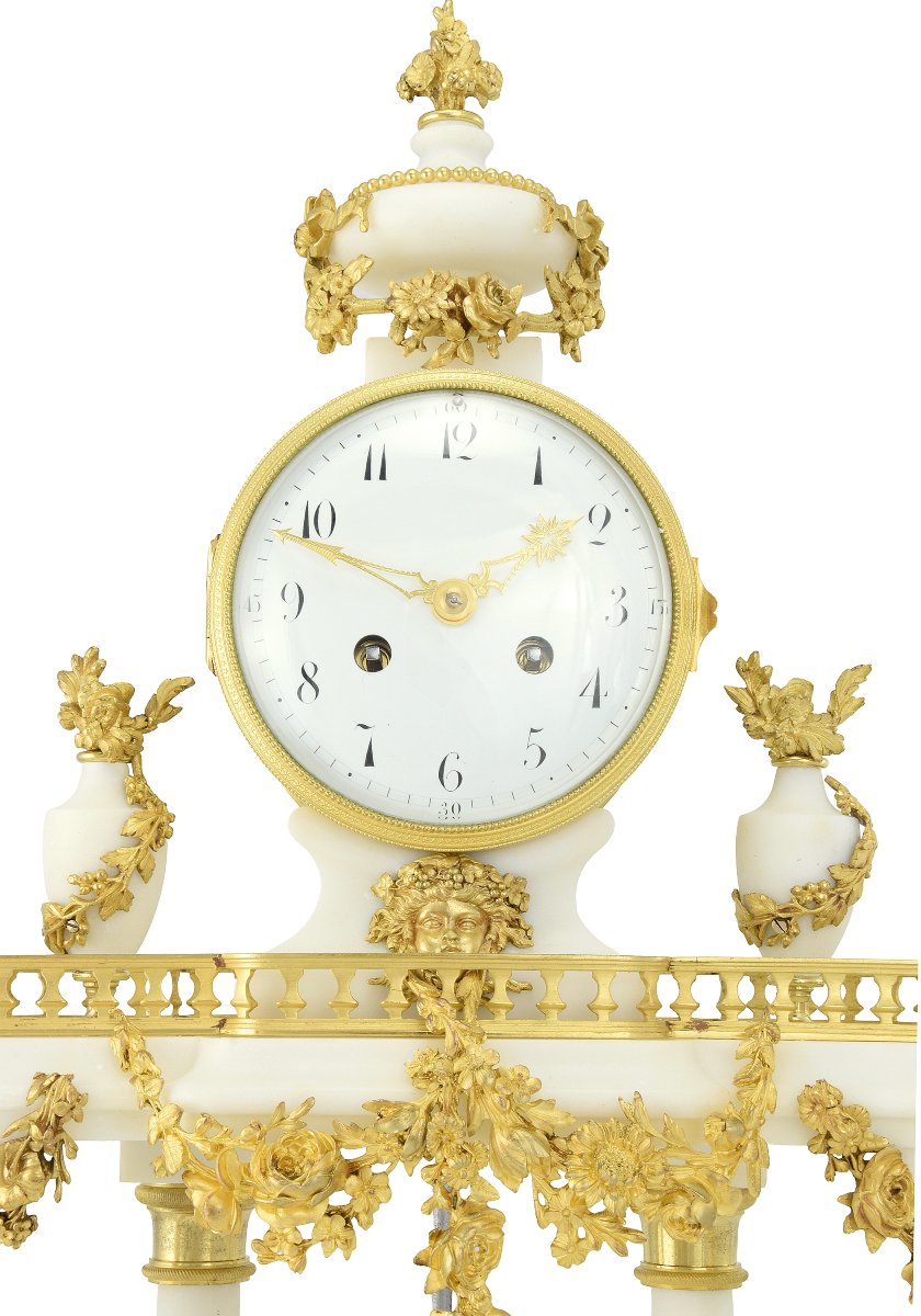 Clock Monumental, With Garlands Of Flowers-photo-2