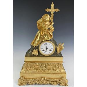 Clock “woman On The Cross” Bronze Mercury Gilding