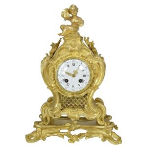 Pendule Au Chérubin En Bronze Doré Style Louis XV