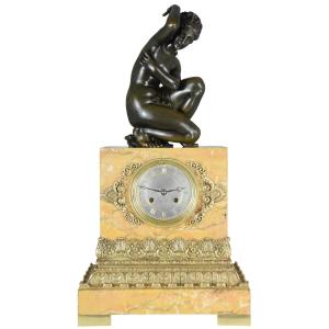 Clock "venus With The Tortoise" 1820