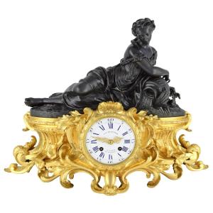 Clock Naïde Bronzer : Marchand / Watchmaker: Dewint