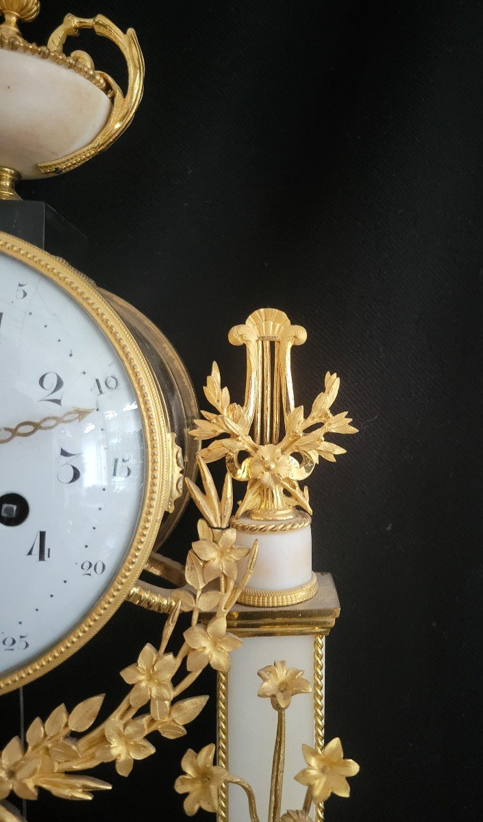 Pendule Portique d'époque Louis XVI En Bronze Doré Et Marbre Signée Revel-photo-2
