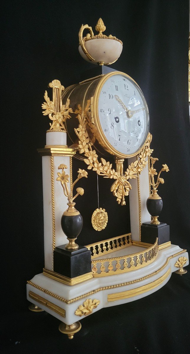 Pendule Portique d'époque Louis XVI En Bronze Doré Et Marbre Signée Revel-photo-3