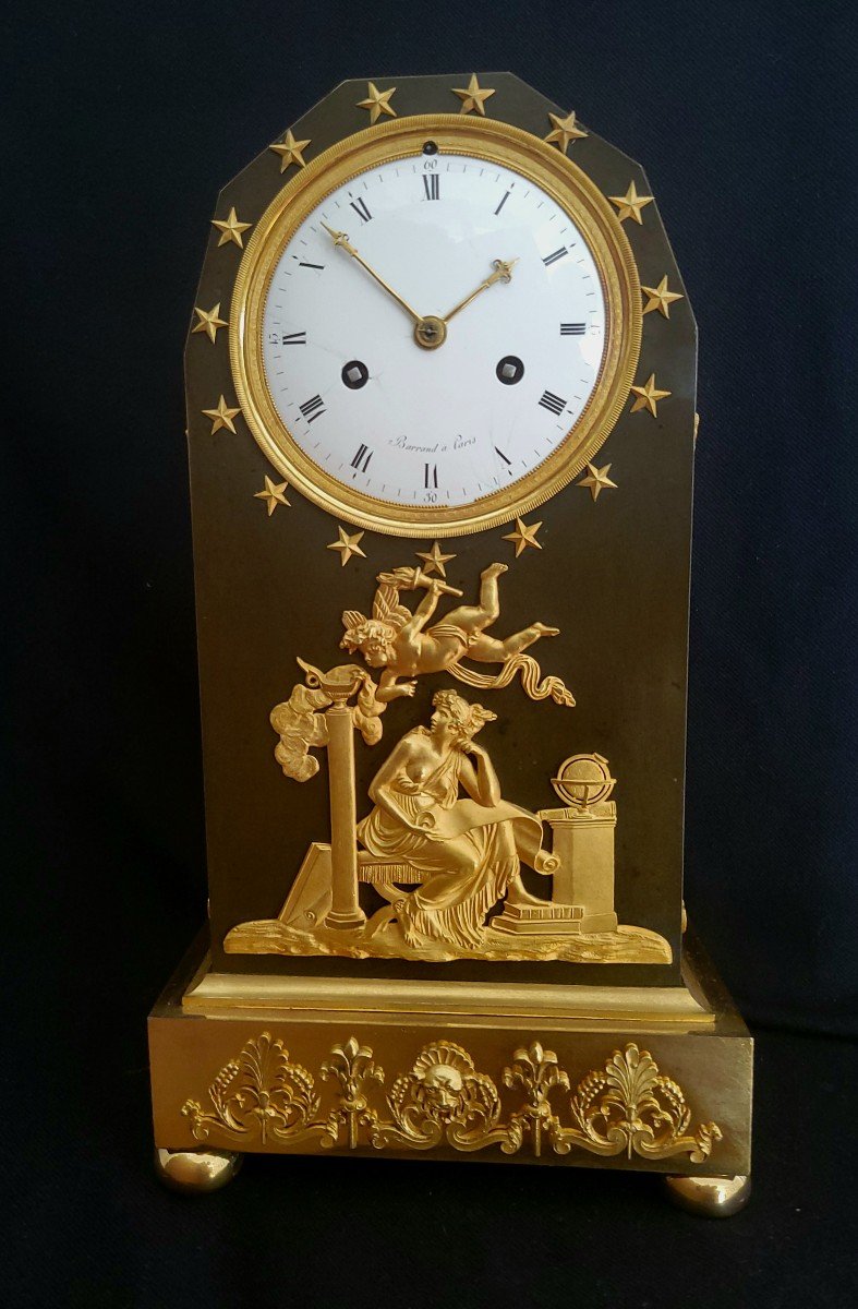 Pendule Borne  "l'étude" En Bronze Doré Et Patiné époque Empire Signé Barrand à Paris