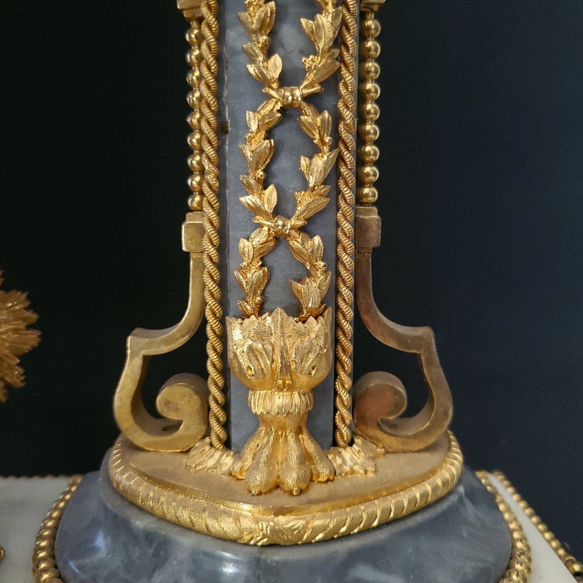 Louis XVI Period Marble And Gilt Bronze Portico Clock Signed Revel-photo-3
