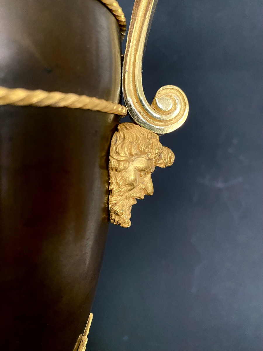 paire d'aiguières  en bronze doré ,patiné ,époque empire attribuée à André-Antoine RAVRIO-photo-4