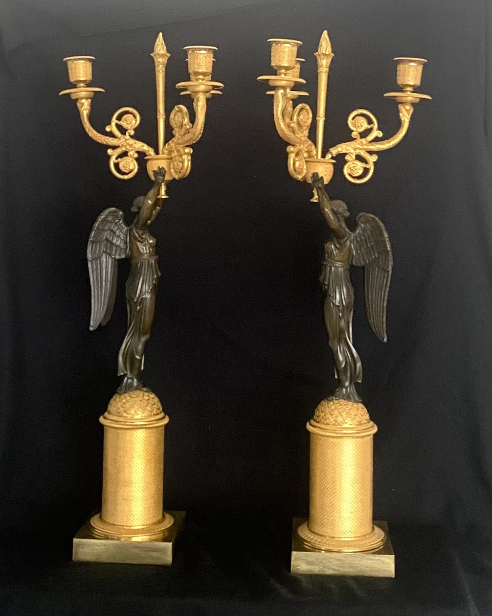 Paire de candélabres en bronze doré et patiné fin de l'époque empire-photo-3