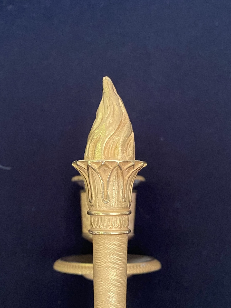 Paire de candélabres en bronze doré et patiné fin de l'époque empire-photo-4