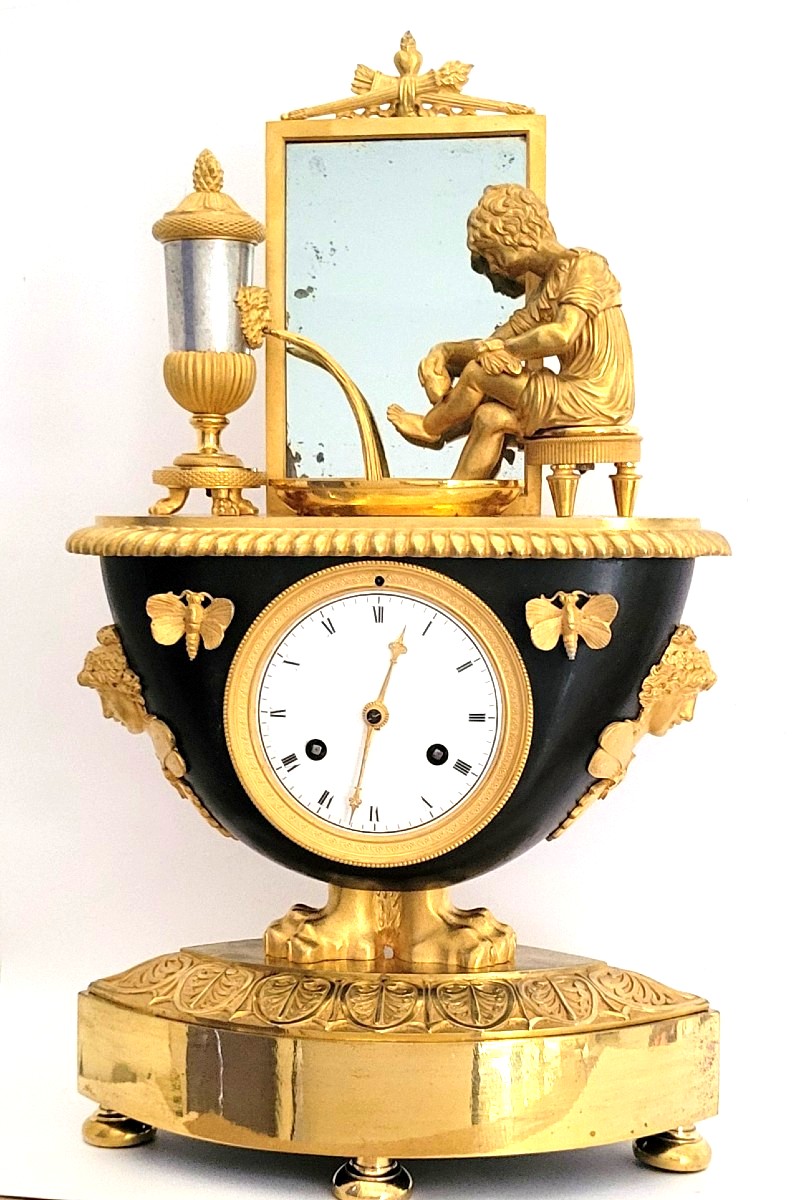 pendule  " la toilette" en bronze doré et patiné d'époque empire-photo-3