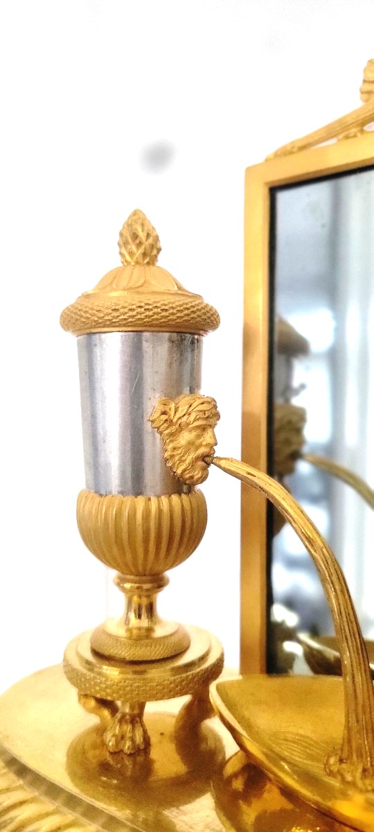 pendule  " la toilette" en bronze doré et patiné d'époque empire-photo-1