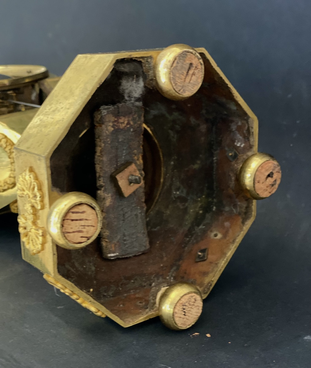 Gilt Bronze Vase Clock Circa 1820-photo-7