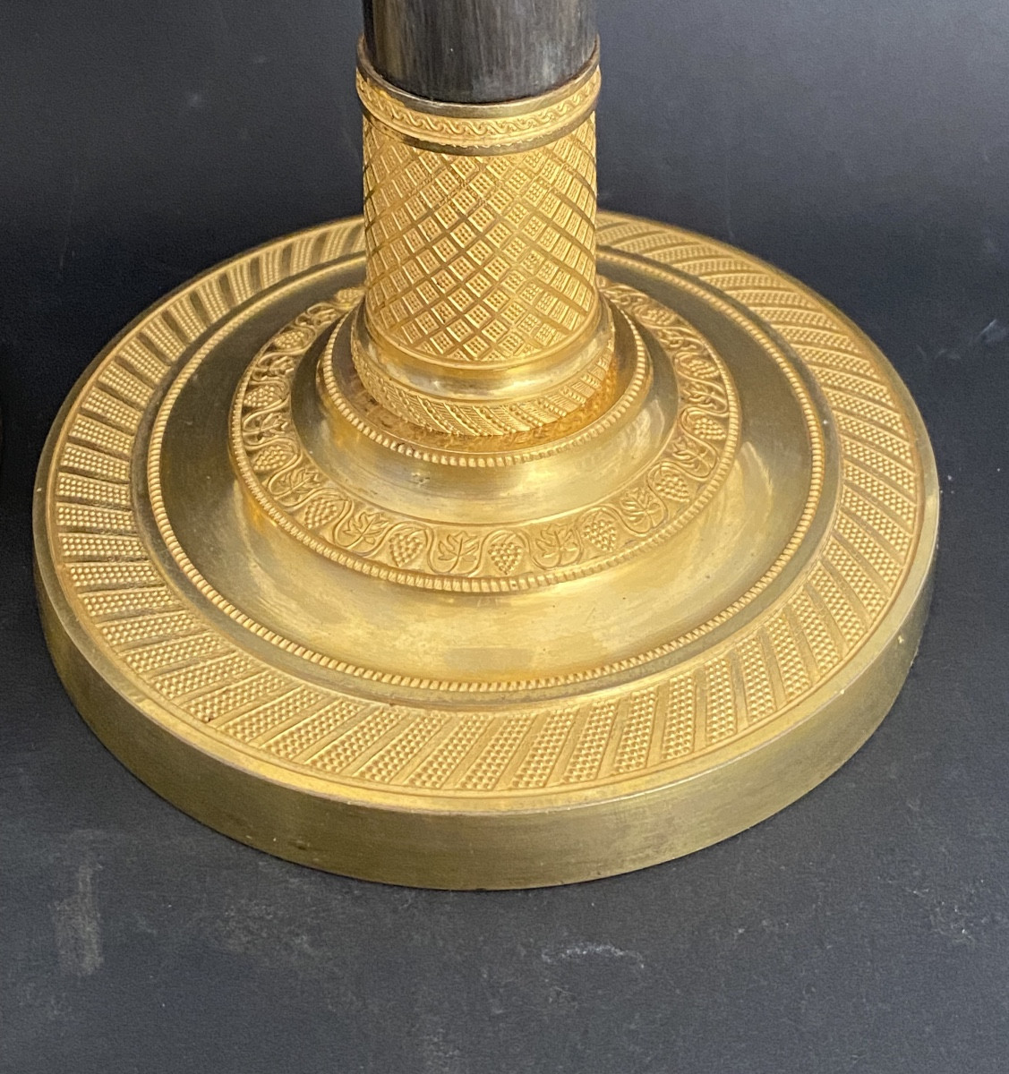 Paire de flambeaux en bronze patiné et doré d'époque empire-photo-4
