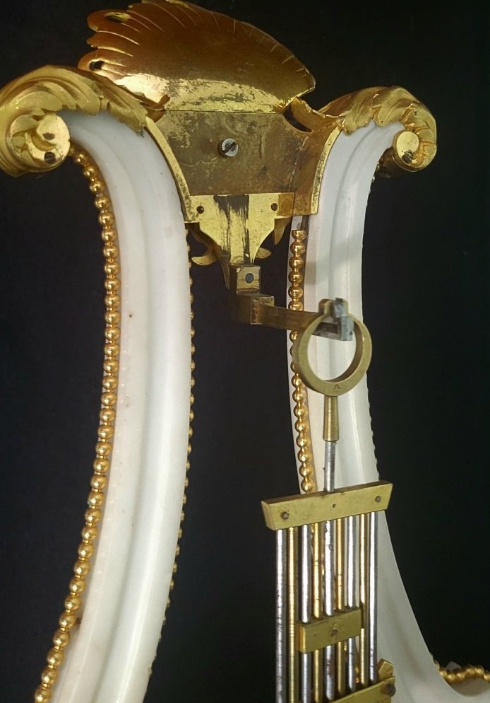 pendule lyre en marbre et bronze signée Jean Lefebvre Fils d'époque XVIII-photo-4