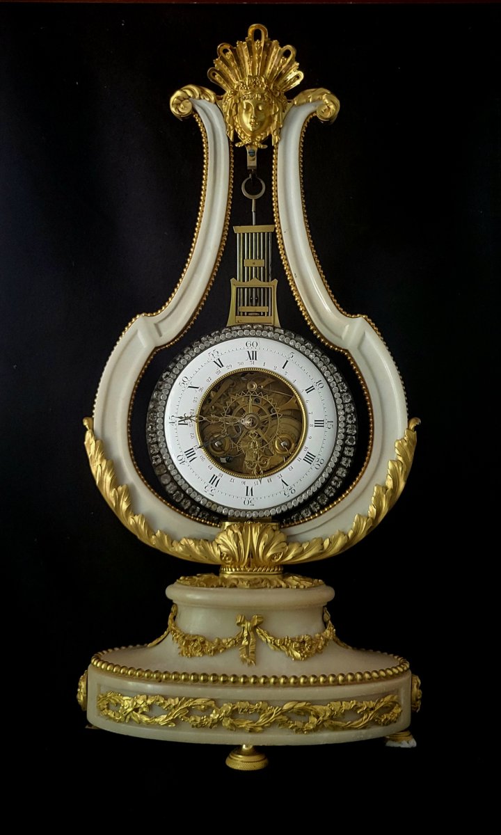 pendule lyre en marbre et bronze signée Jean Lefebvre Fils d'époque XVIII