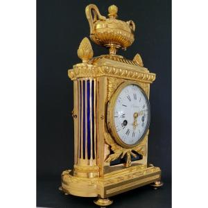 pendule borne en bronze doré d'époque Louis XVI dessin d'Osmond signée Chatenay /Coteau