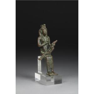 Statuette Of The Goddess Isis Breastfeeding Horus, Egypt, Late Period (664-332 Bc)