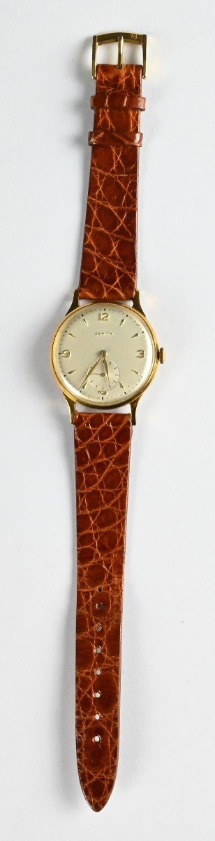 ZENITH - Montre bracelet d'homme, le boitier circulaire plaqué or, le cadran à fond crème à