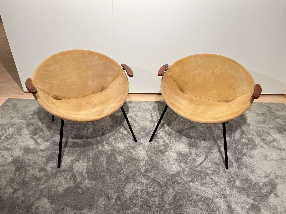 Pair Of ‚balloon’ Lounge Chairs By Hans Olsen, Yellow Suede, Denmark Circa 1960-photo-2