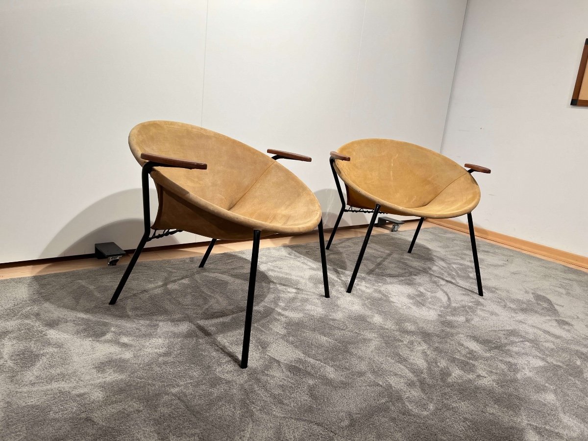 Pair Of ‚balloon’ Lounge Chairs By Hans Olsen, Yellow Suede, Denmark Circa 1960-photo-3