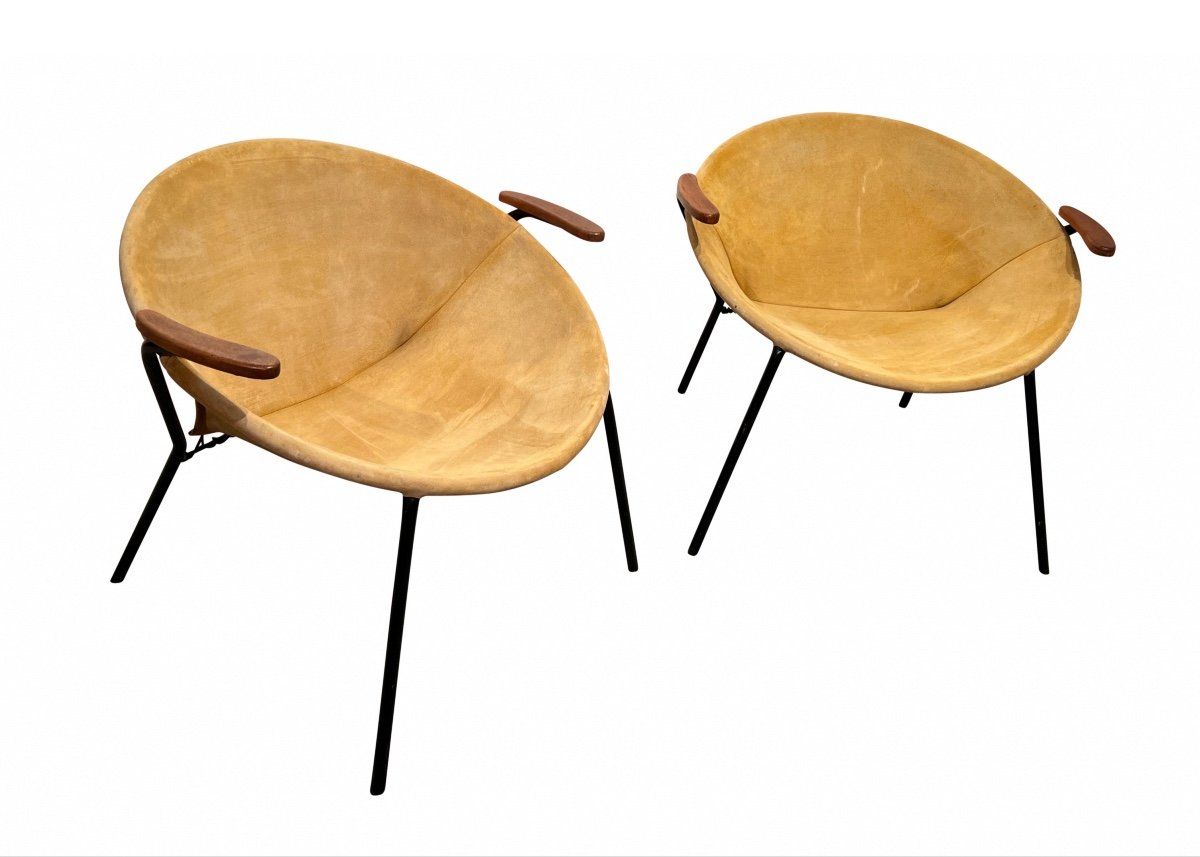 Pair Of ‚balloon’ Lounge Chairs By Hans Olsen, Yellow Suede, Denmark Circa 1960