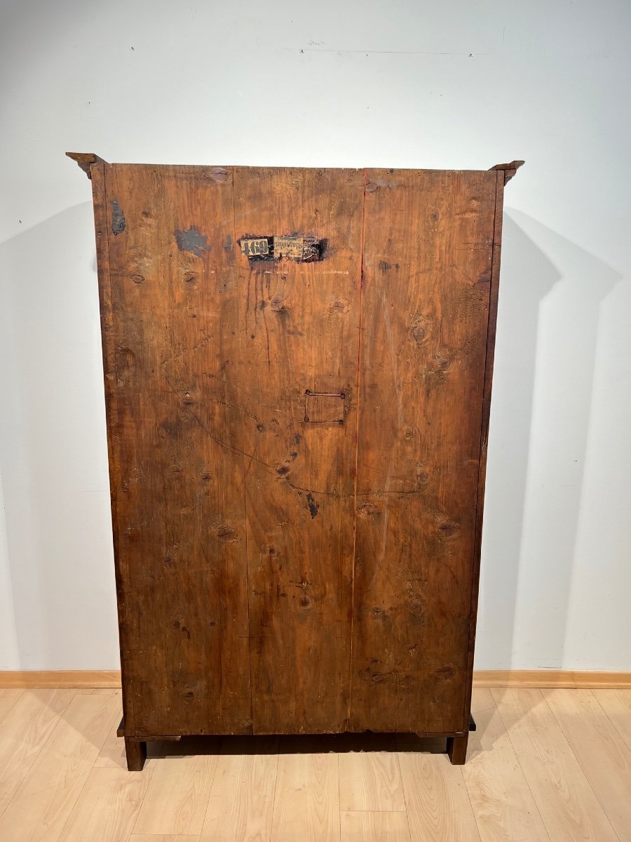 Biedermeier Bookcase, Walnut, Glass, Austria Circa 1825-photo-8