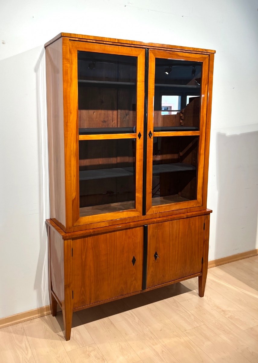 Biedermeier Showcase Or Vitrine, Cherry Veneer, Glass, South Germany Circa 1830-photo-2