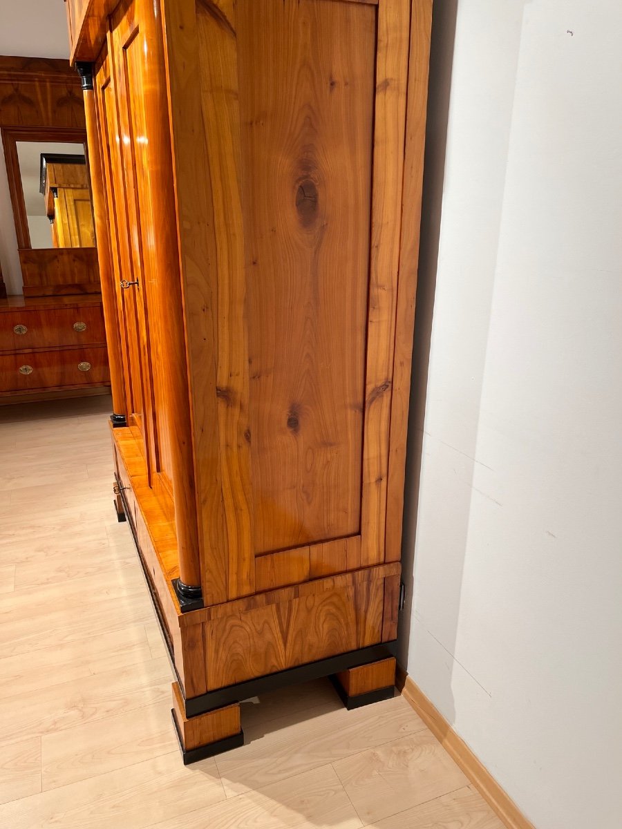 Biedermeier Wardrobe, Cherry Wood, South Germany Circa 1820-photo-5