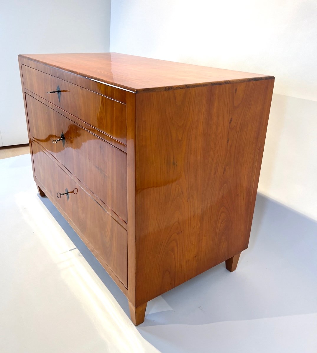 Biedermeier Chest Of Drawers, Cherry Veneer, Walnut, South Germany Circa 1820-photo-1