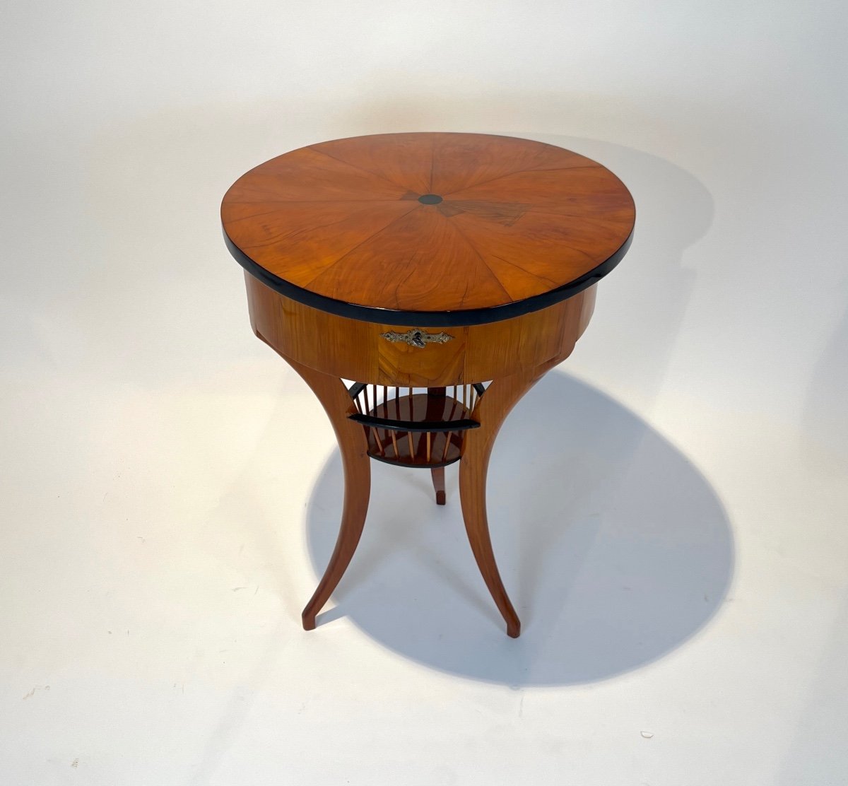 Table De Couture Biedermeier, Bois De Cerisier, Allemagne Du Sud Vers 1820-photo-2