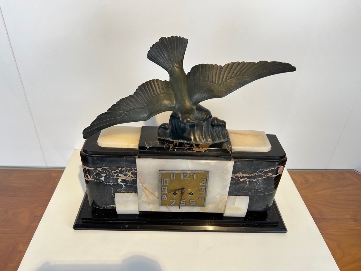 Art Deco Table Clock With Bird Sculpture, Marble, France Circa 1930-photo-3