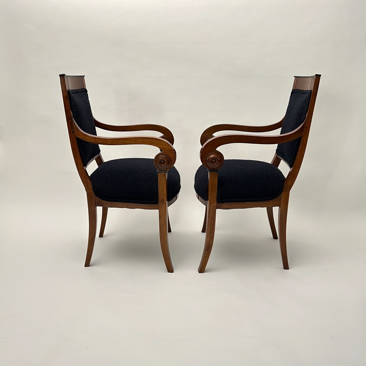 Paire De Fauteuils Biedermeier, Bois De Cerisier, Boucle Noire, France Circa 1820-photo-3
