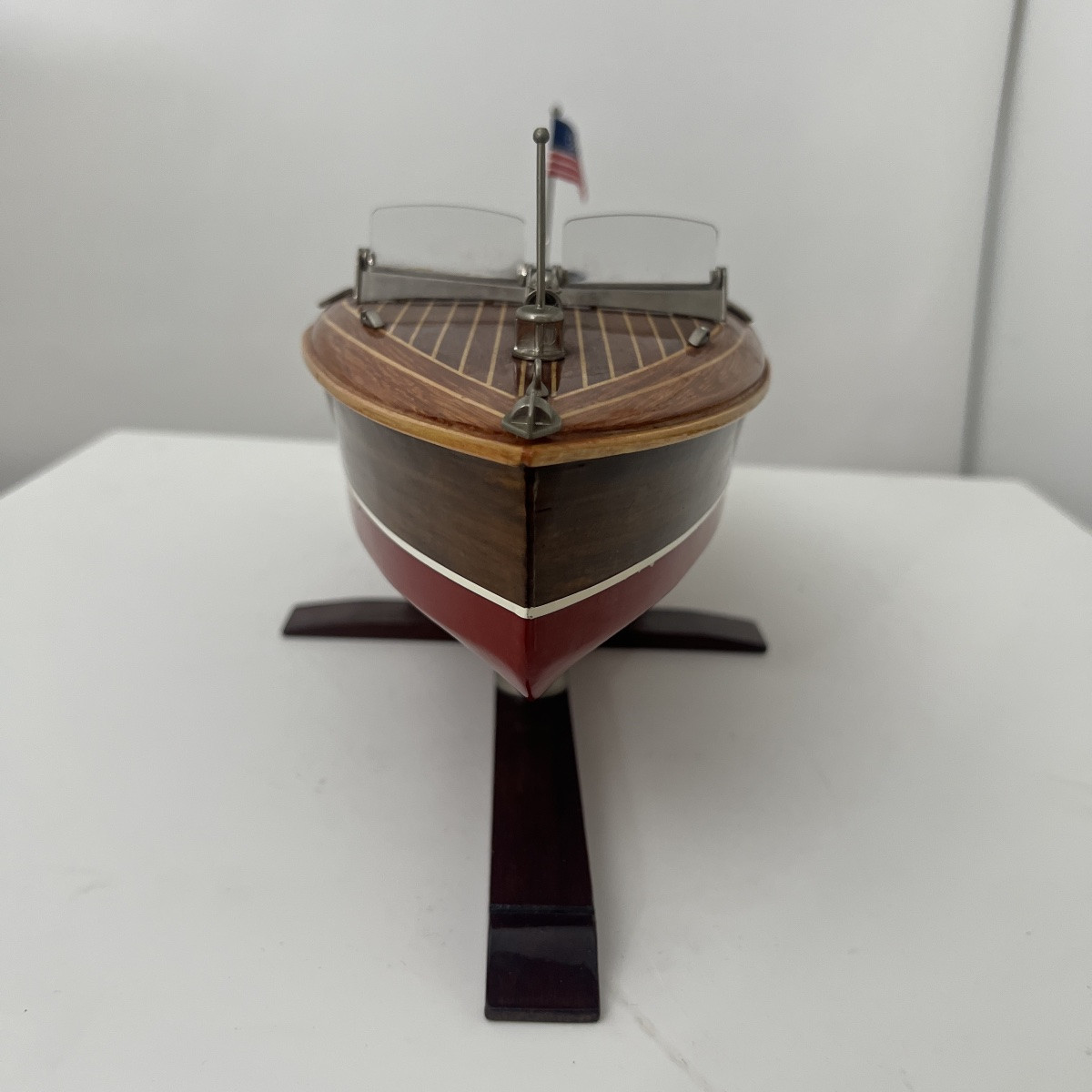 Bateau à moteur miniature, Chris-Craft, divers bois, métal et laque, États-Unis vers 1950-photo-8