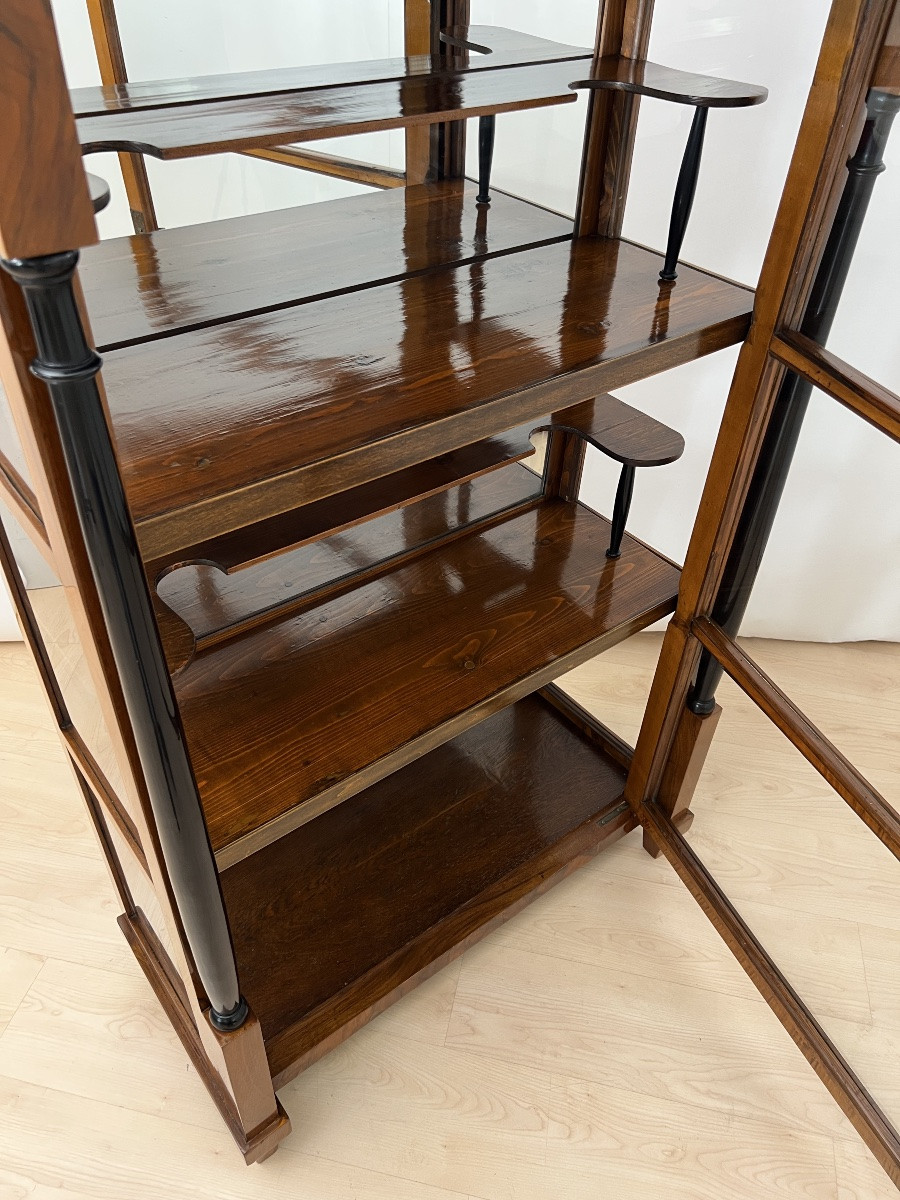 Biedermeier Vitrine, Three Sides Glassed, Walnut, South Germany Circa 1830-photo-4
