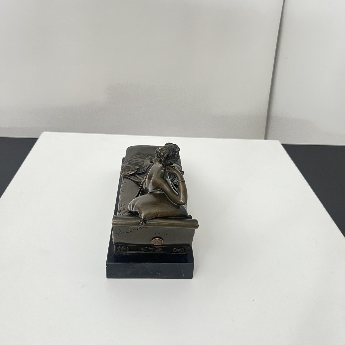 Bronze Sculpture, Woman On A Sofa, Signed A. Canova, Paris Circa 1950-photo-2