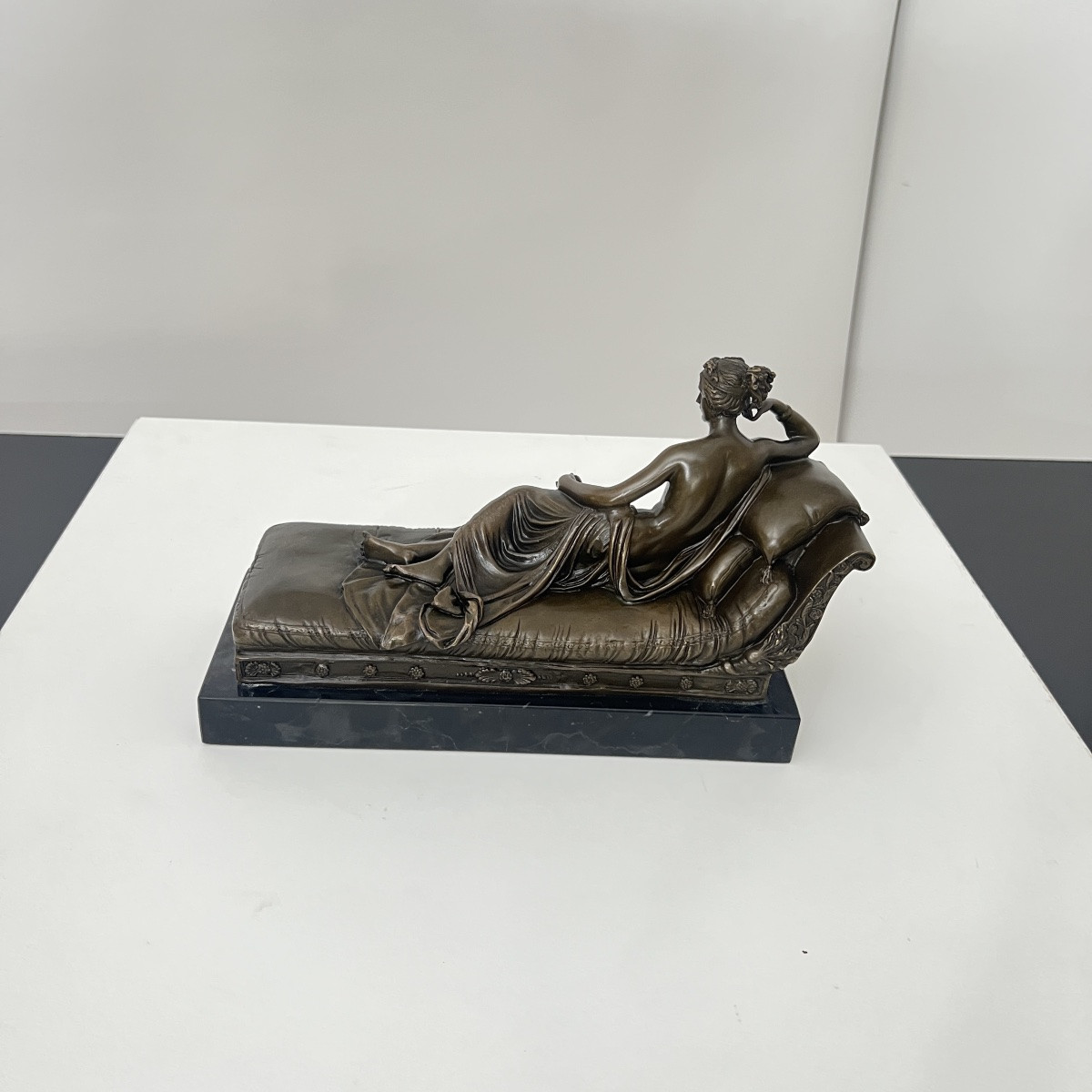 Bronze Sculpture, Woman On A Sofa, Signed A. Canova, Paris Circa 1950-photo-3