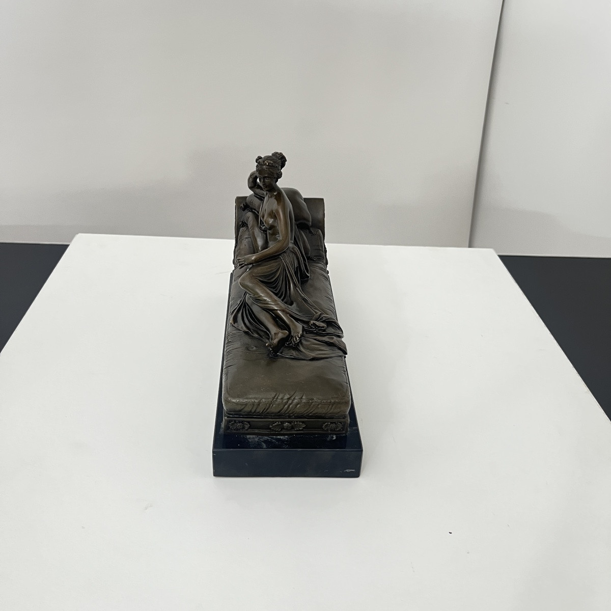Bronze Sculpture, Woman On A Sofa, Signed A. Canova, Paris Circa 1950-photo-2