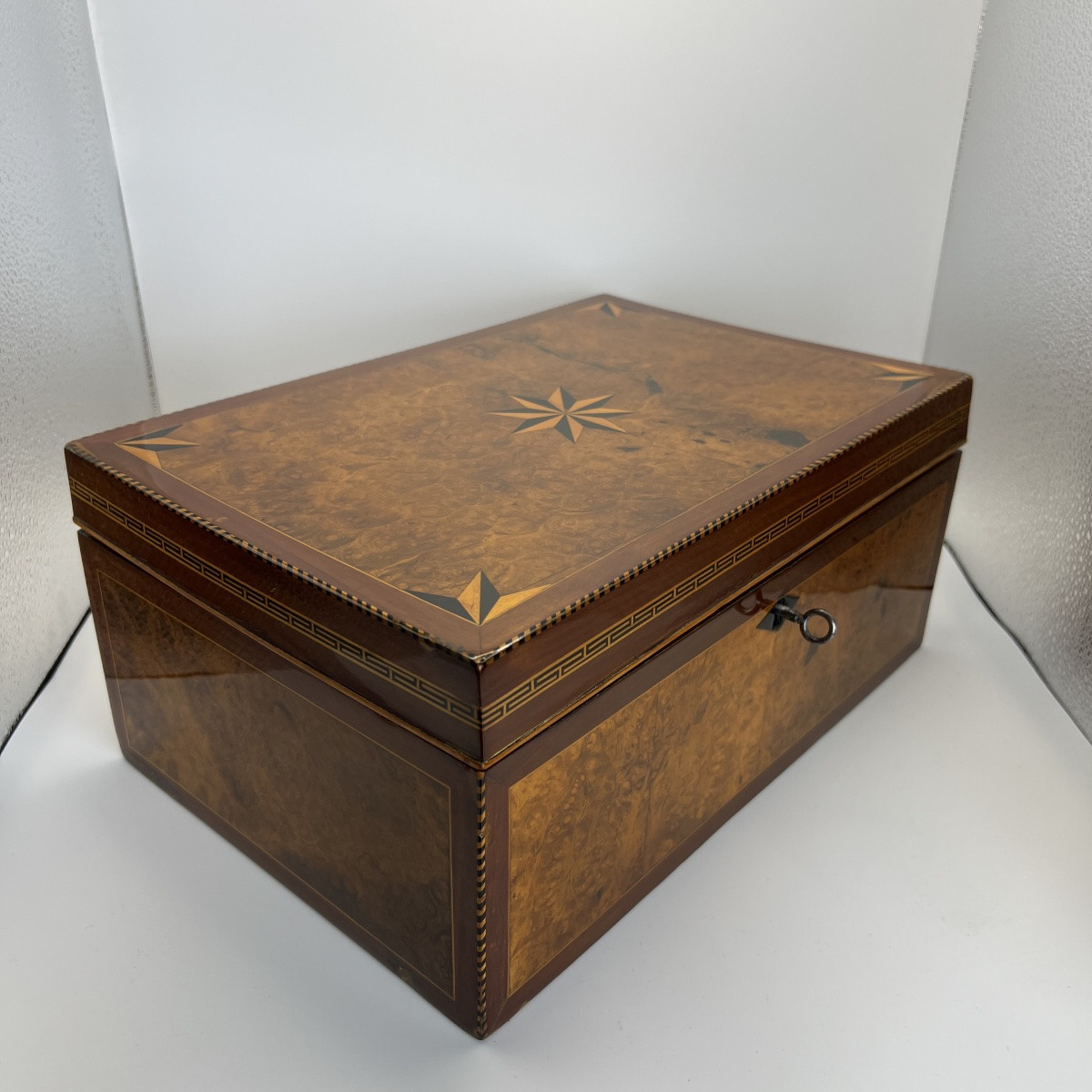 Biedermeier Box, Mahogany, Root Wood, Oak, Marquetry, Southern Germany, Circa 1840-photo-2